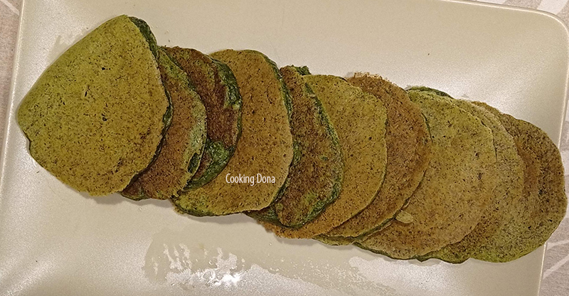 Pancake salati con farina di ceci e cicoria – Ricetta facile e senza glutine